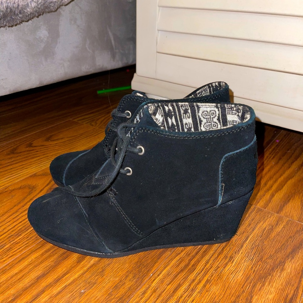 Toms black suede wedge bootie